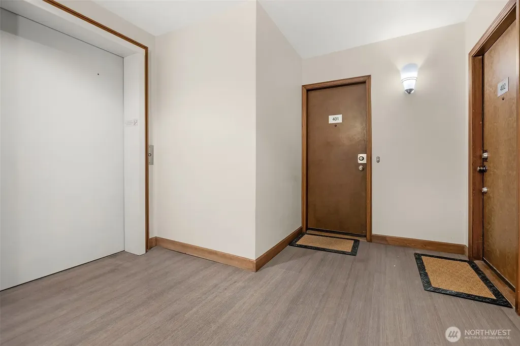 435 Summit Avenue E Seattle WA 98102