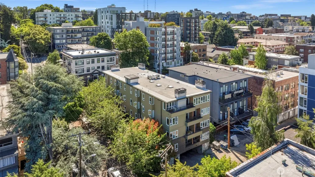 435 Summit Avenue E Seattle WA 98102