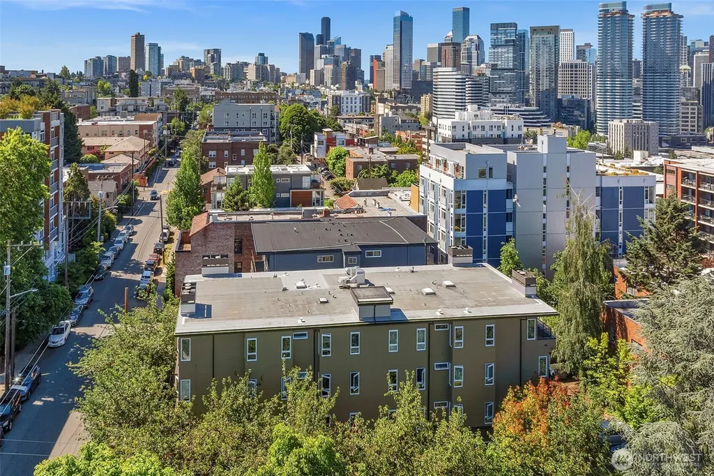 435 Summit Avenue E Seattle WA 98102