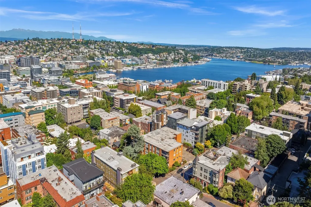 435 Summit Avenue E Seattle WA 98102