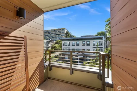 435 Summit Avenue E Seattle WA 98102