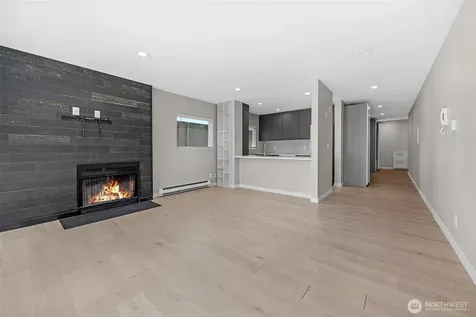 435 Summit Avenue E Seattle WA 98102