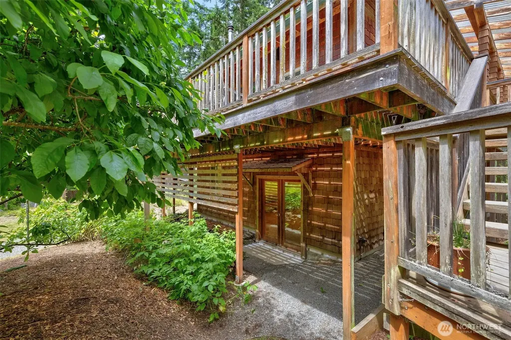 73 Middlepoint Road Port Townsend WA 98368