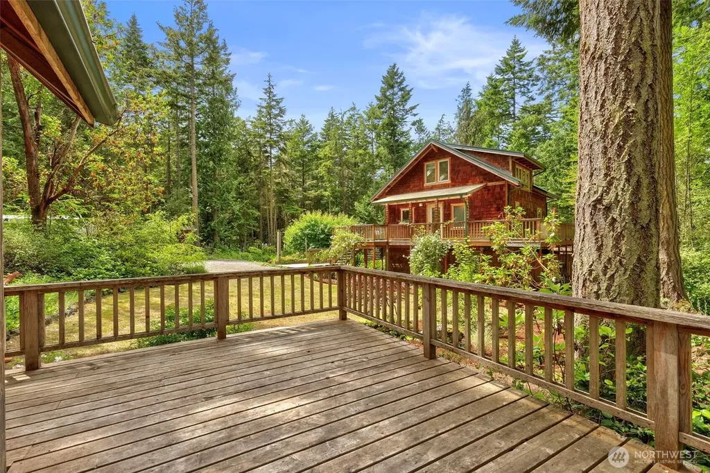 73 Middlepoint Road Port Townsend WA 98368