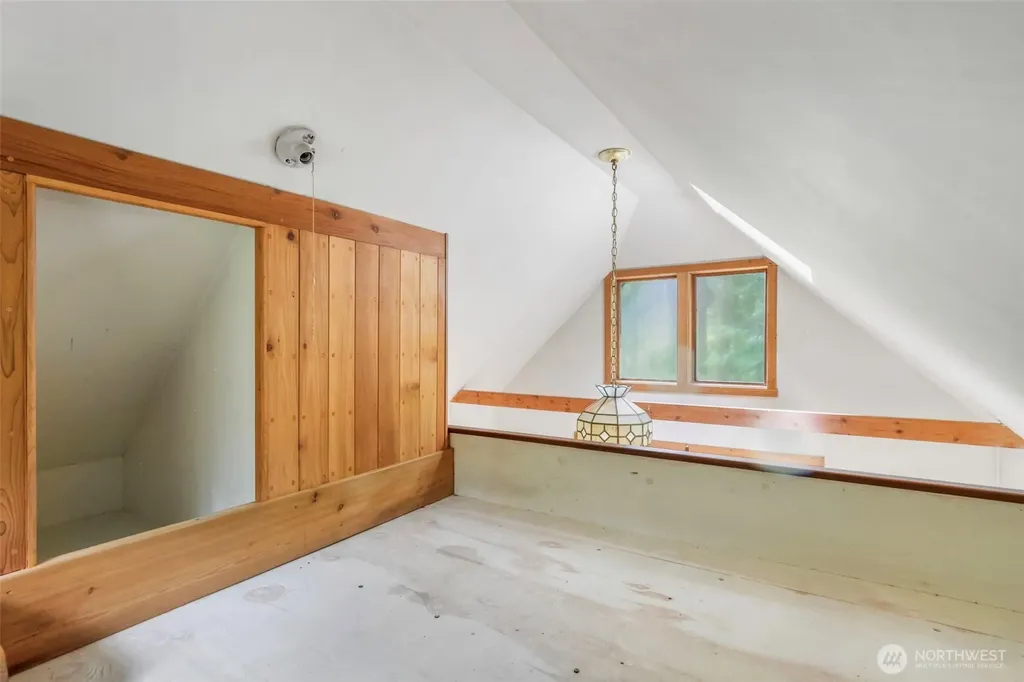 73 Middlepoint Road Port Townsend WA 98368