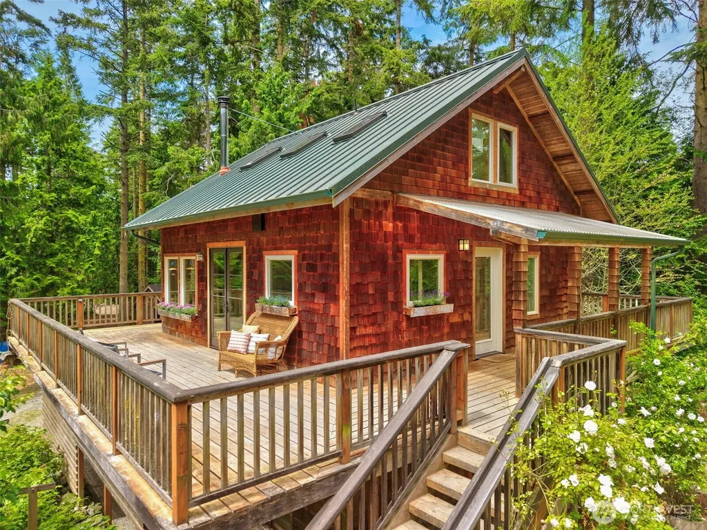 73 Middlepoint Road Port Townsend WA 98368