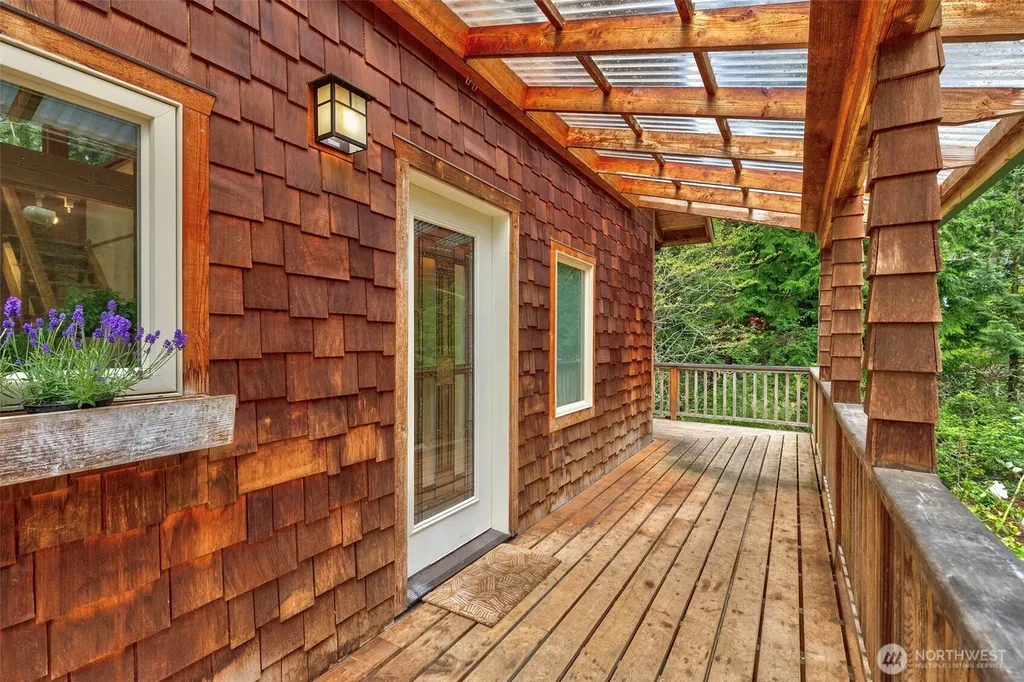 73 Middlepoint Road Port Townsend WA 98368