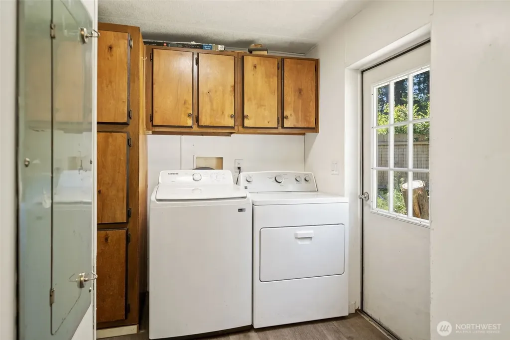 131 SE Driftwood Lane Shelton WA 98584