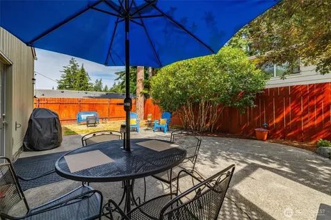 1678 NE Sumner Drive Oak Harbor WA 98277