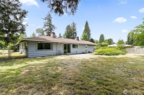 9015 E D Street Tacoma WA 98445