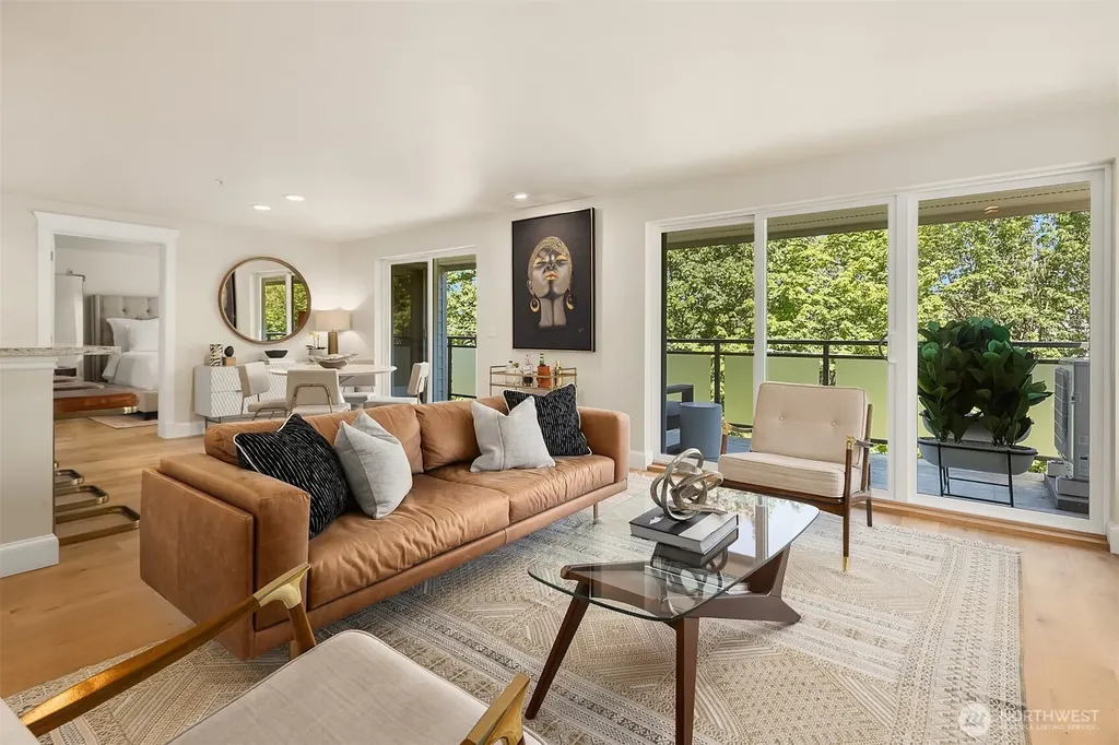 2334 Thorndyke Avenue W Seattle WA 98199