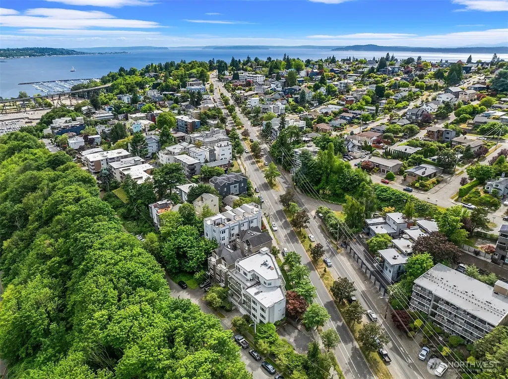 2334 Thorndyke Avenue W Seattle WA 98199