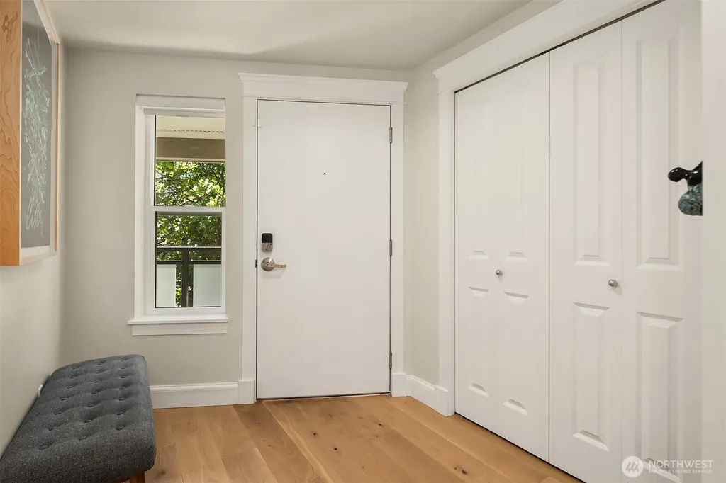 2334 Thorndyke Avenue W Seattle WA 98199