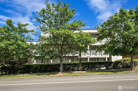 2334 Thorndyke Avenue W Seattle WA 98199