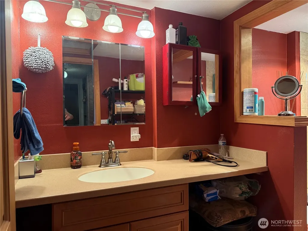 4143 W E Street Bremerton WA 98312