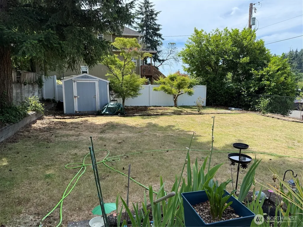 4143 W E Street Bremerton WA 98312