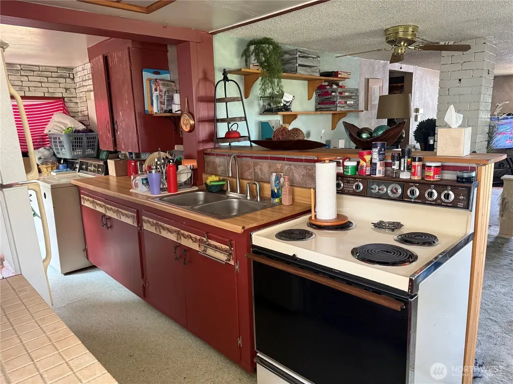 4143 W E Street Bremerton WA 98312
