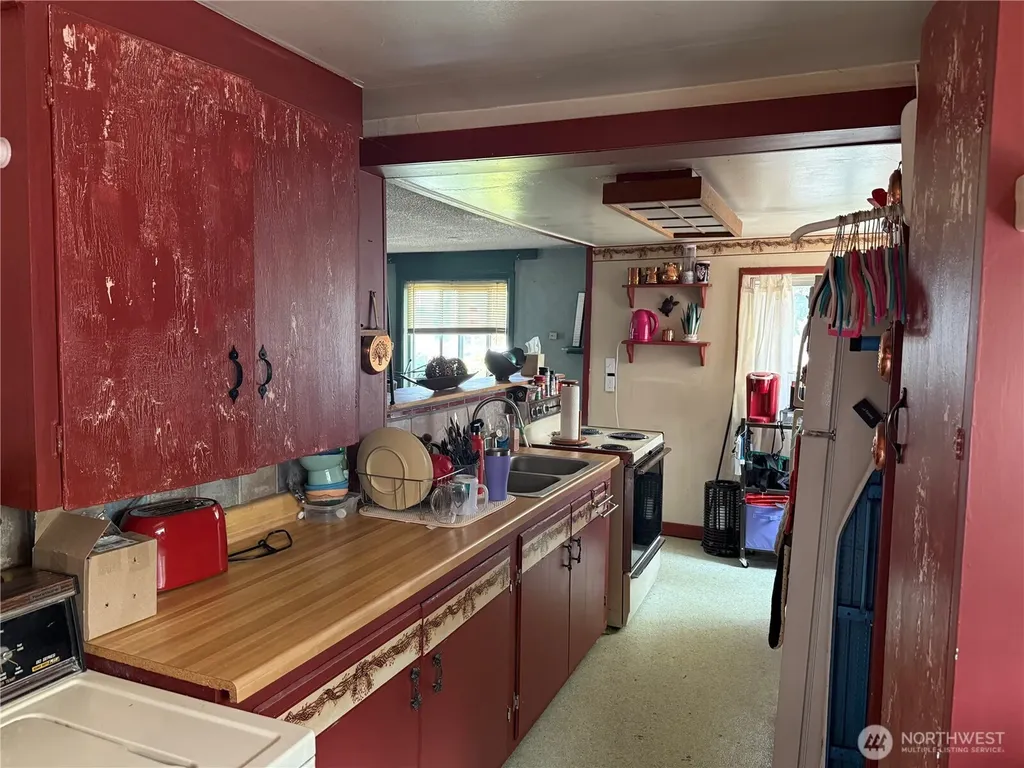 4143 W E Street Bremerton WA 98312