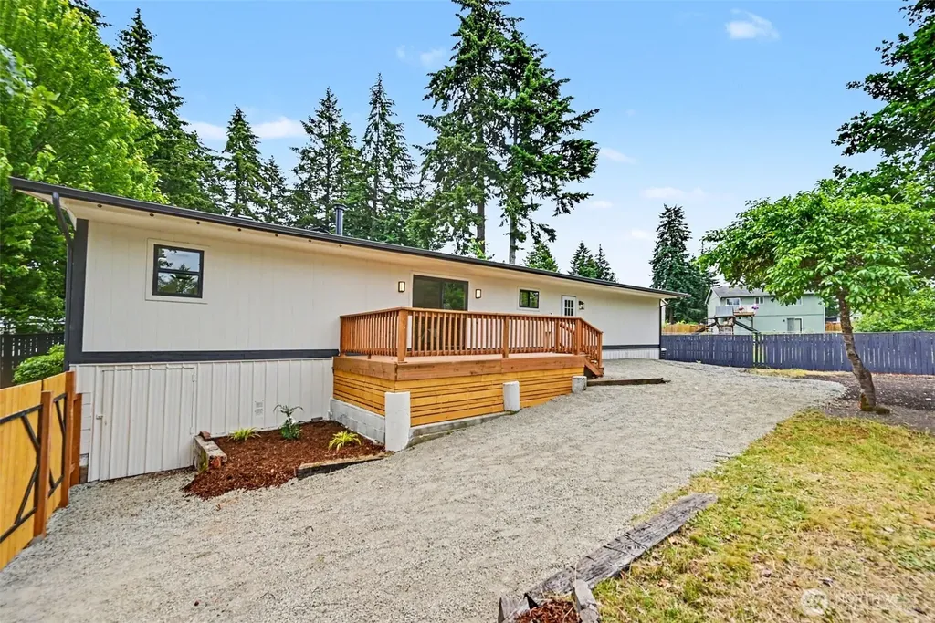 20006 117th Street E Bonney Lake WA 98391