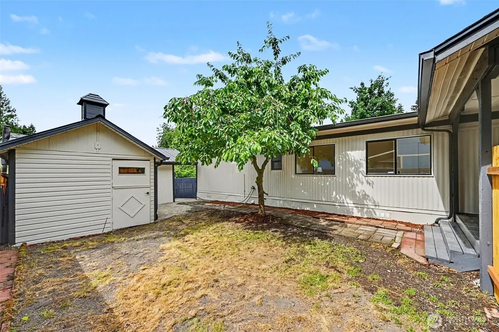 20006 117th Street E Bonney Lake WA 98391