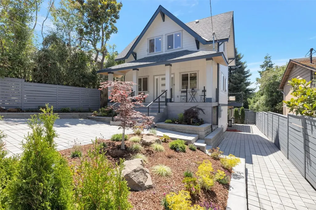 5109 S Willow Street Seattle WA 98118