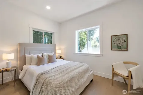 5109 S Willow Street Seattle WA 98118