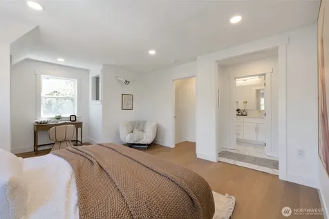5109 S Willow Street Seattle WA 98118
