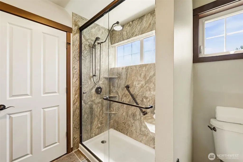 19439 1st Avenue S Normandy Park WA 98148
