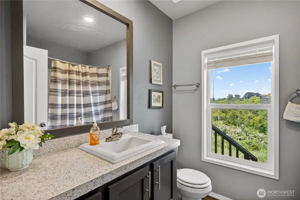 3973 Francis Road Mount Vernon WA 98273