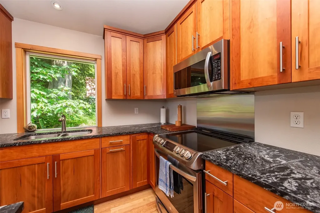 43 Mowitch Trail Port Angeles WA 98363