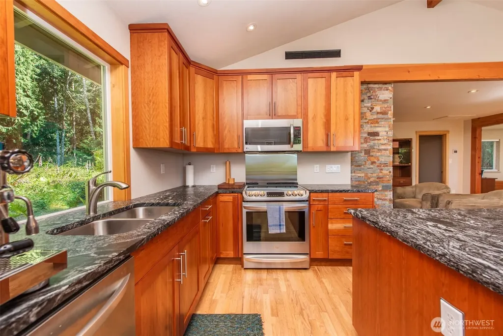 43 Mowitch Trail Port Angeles WA 98363