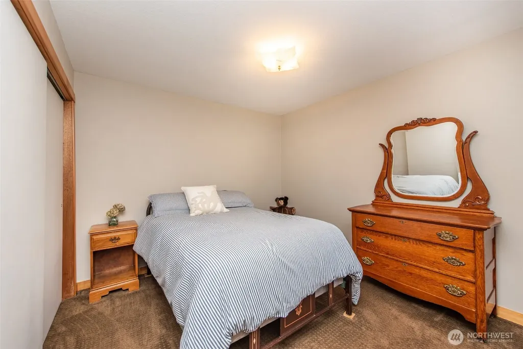43 Mowitch Trail Port Angeles WA 98363