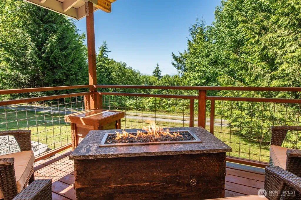 43 Mowitch Trail Port Angeles WA 98363