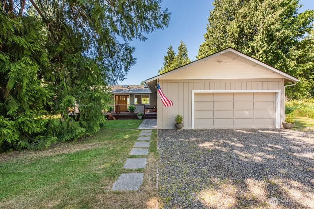 43 Mowitch Trail Port Angeles WA 98363