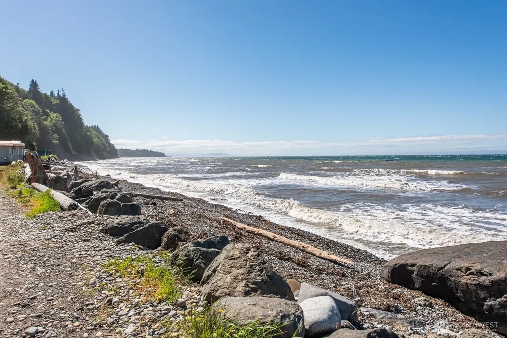 43 Mowitch Trail Port Angeles WA 98363