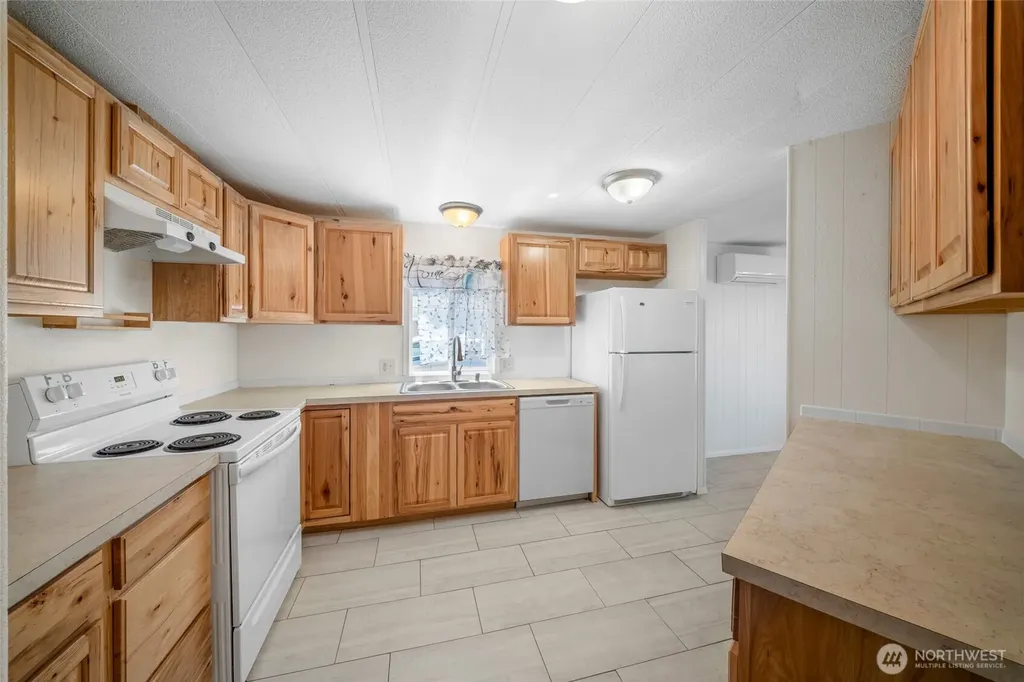 9900 Blomberg Street SW Olympia WA 98512