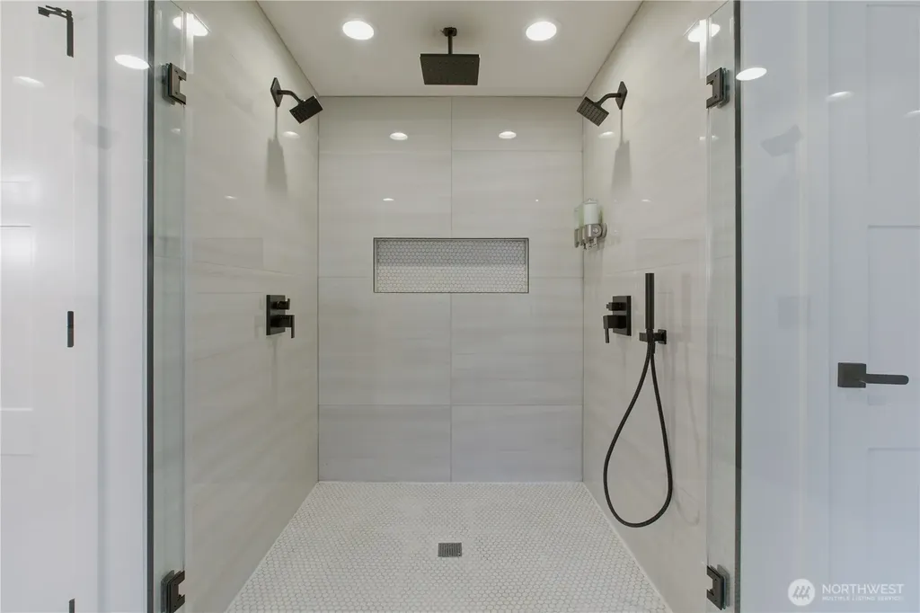 2641 271st Avenue SE Issaquah WA 98029