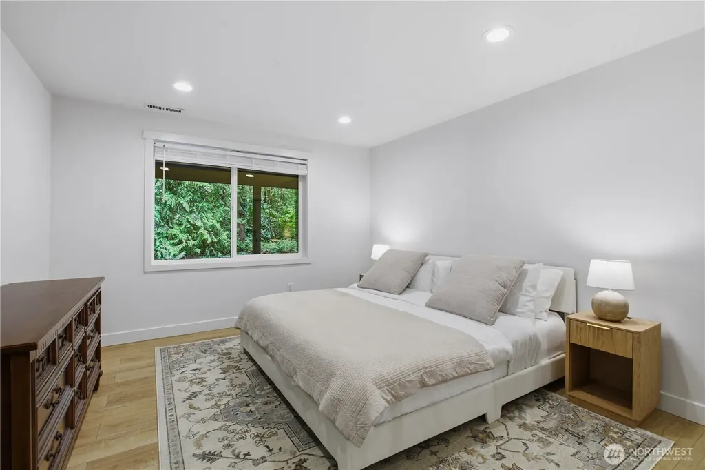 2641 271st Avenue SE Issaquah WA 98029
