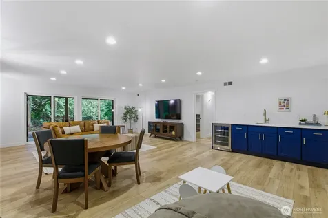 2641 271st Avenue SE Issaquah WA 98029