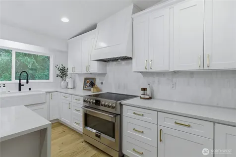 2641 271st Avenue SE Issaquah WA 98029