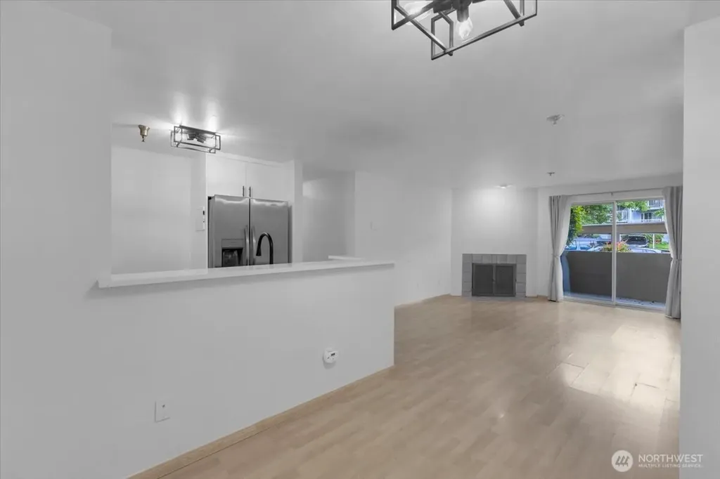 975 Abeerdeen Avenue NE Renton WA 98056