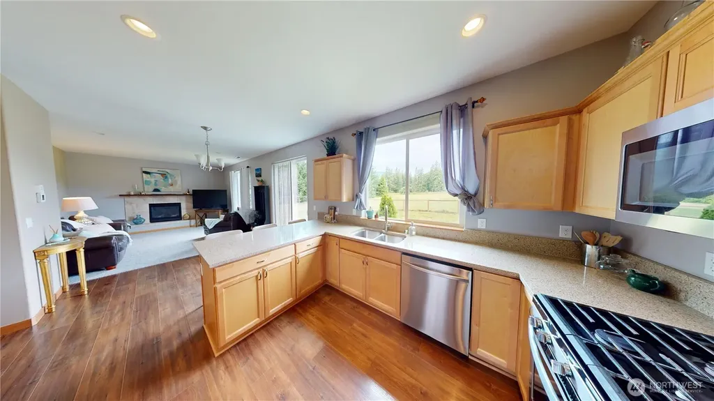24051 Mangat Lane Sedro Woolley WA 98284