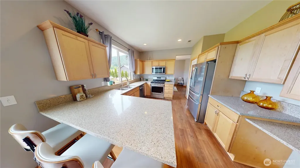24051 Mangat Lane Sedro Woolley WA 98284