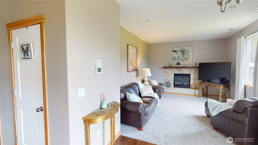 24051 Mangat Lane Sedro Woolley WA 98284