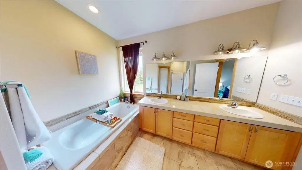 24051 Mangat Lane Sedro Woolley WA 98284