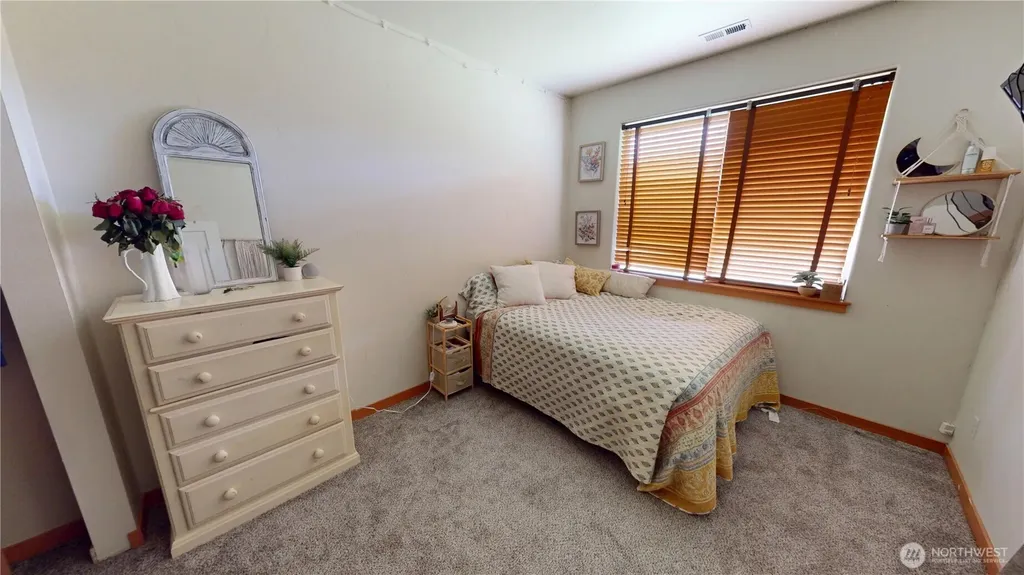 24051 Mangat Lane Sedro Woolley WA 98284