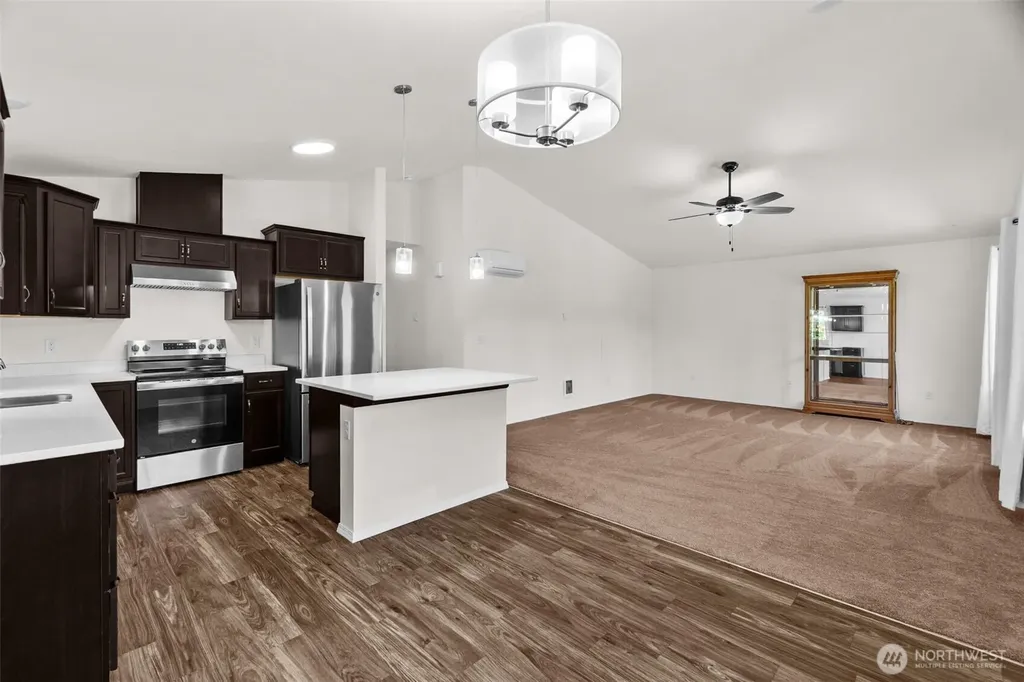 40 E Snowcrest Lane Shelton WA 98584