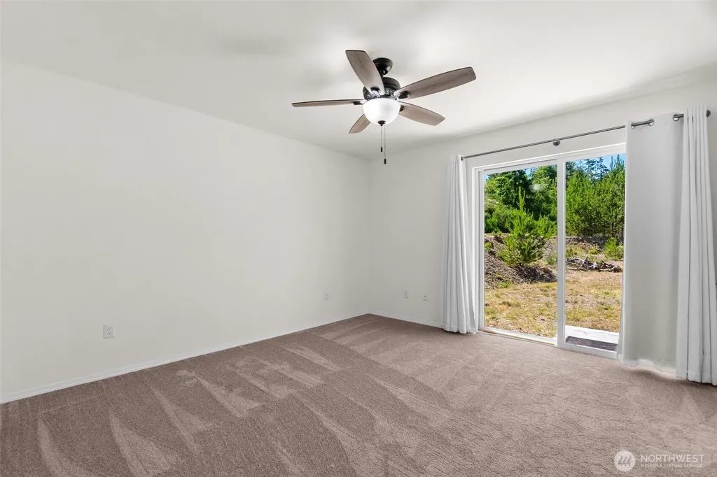 40 E Snowcrest Lane Shelton WA 98584