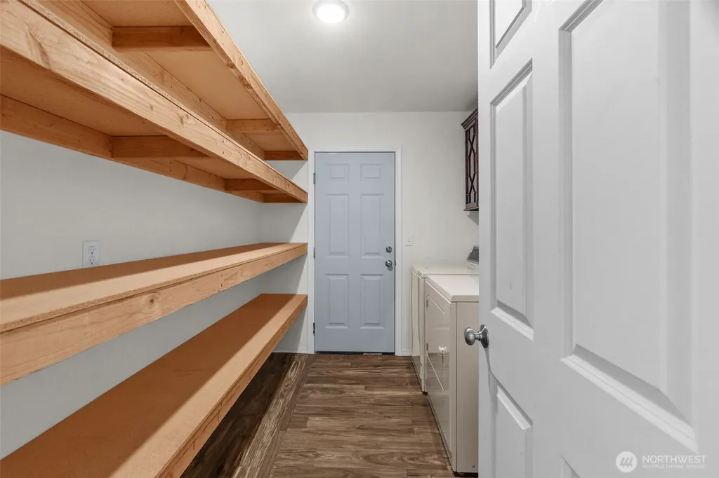 40 E Snowcrest Lane Shelton WA 98584