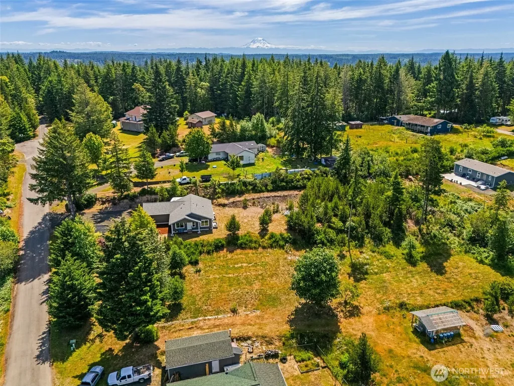 40 E Snowcrest Lane Shelton WA 98584